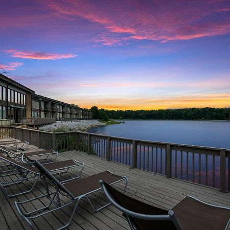 Best Western Indian Oak Честертон Экстерьер фото
