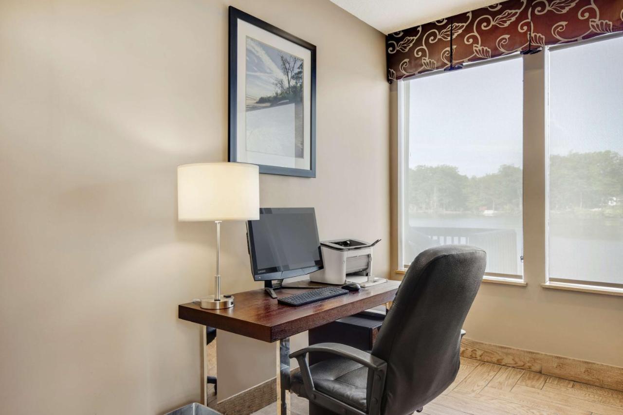 Best Western Indian Oak Честертон Экстерьер фото