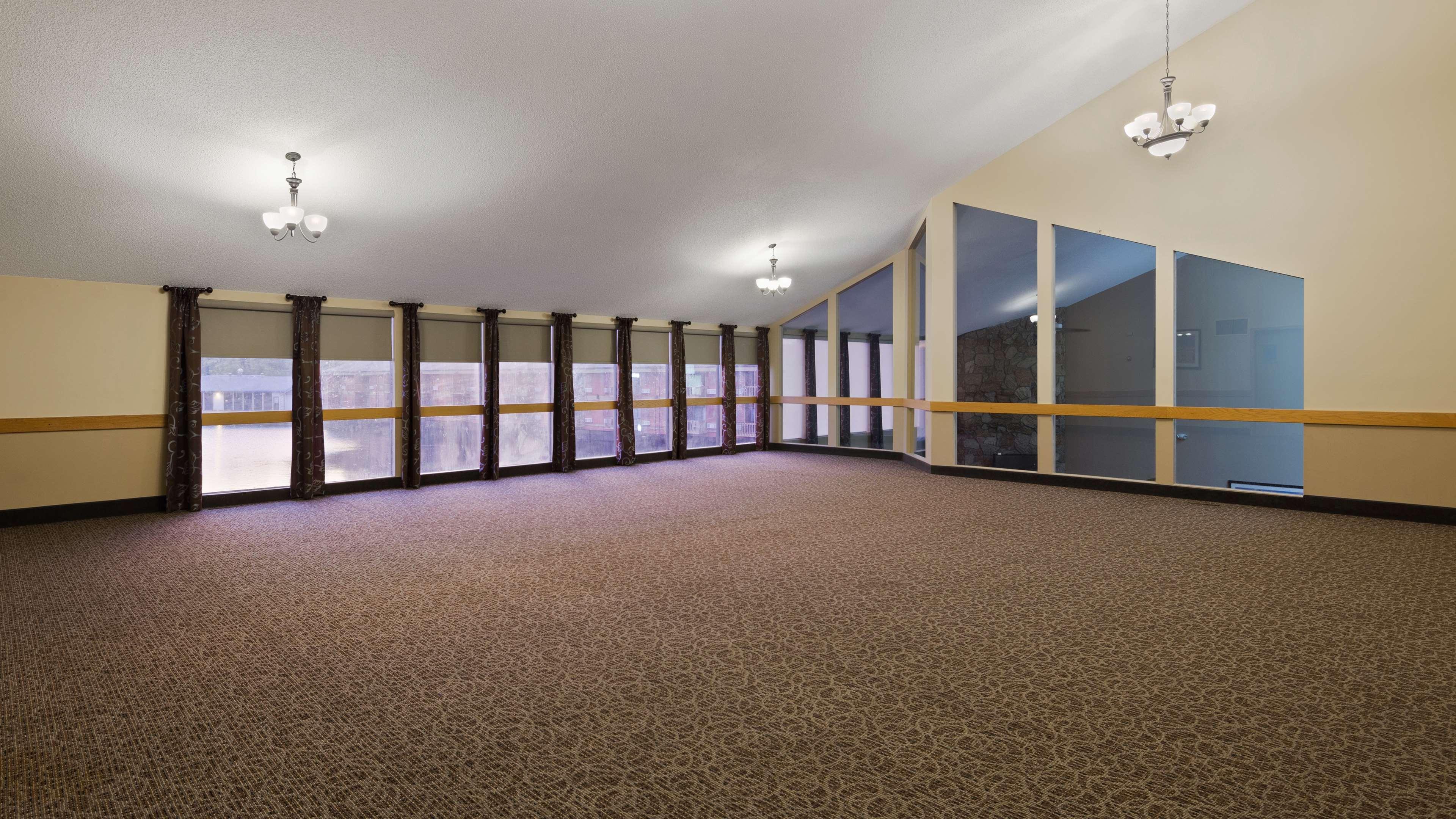 Best Western Indian Oak Честертон Экстерьер фото