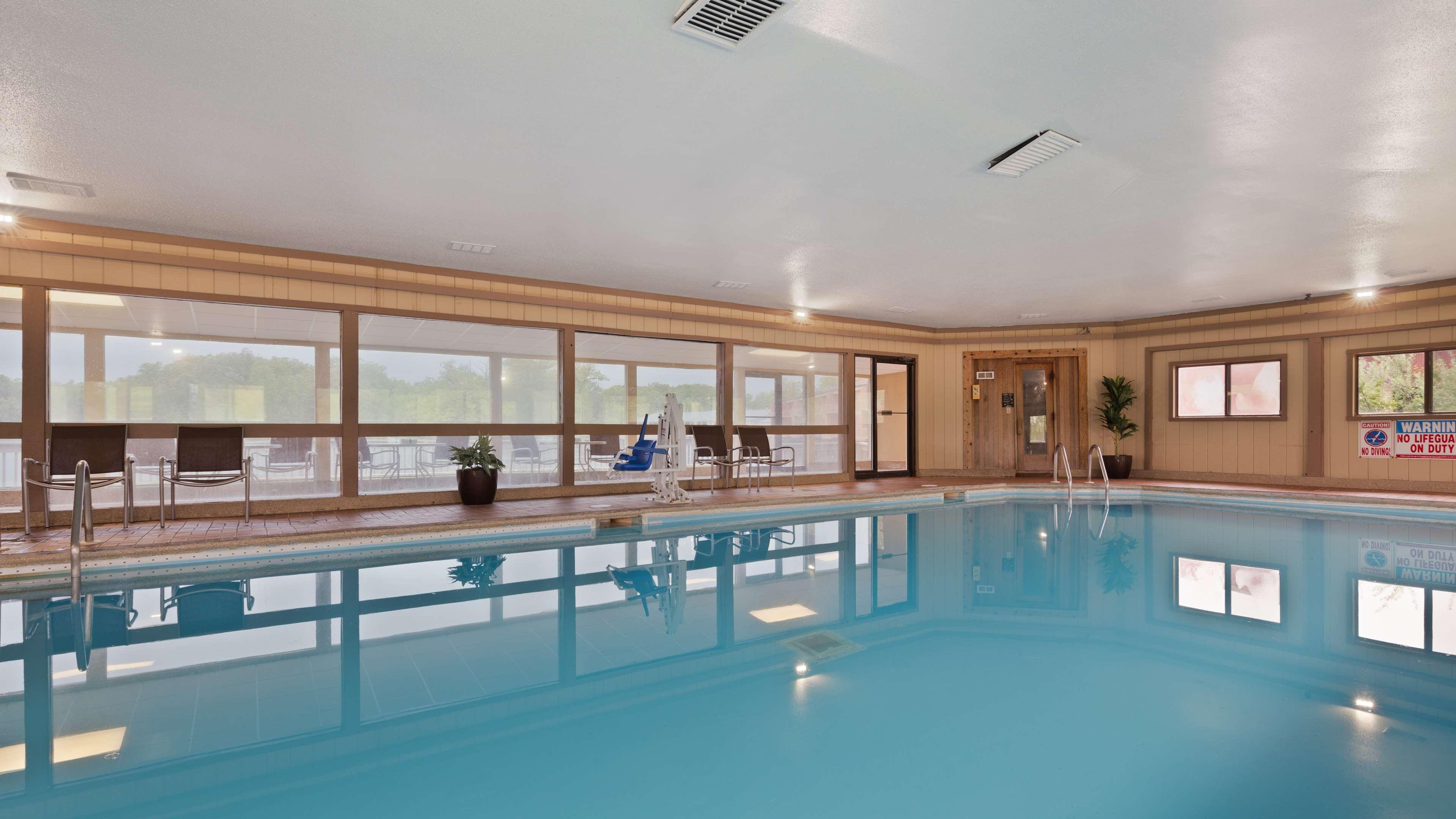 Best Western Indian Oak Честертон Экстерьер фото